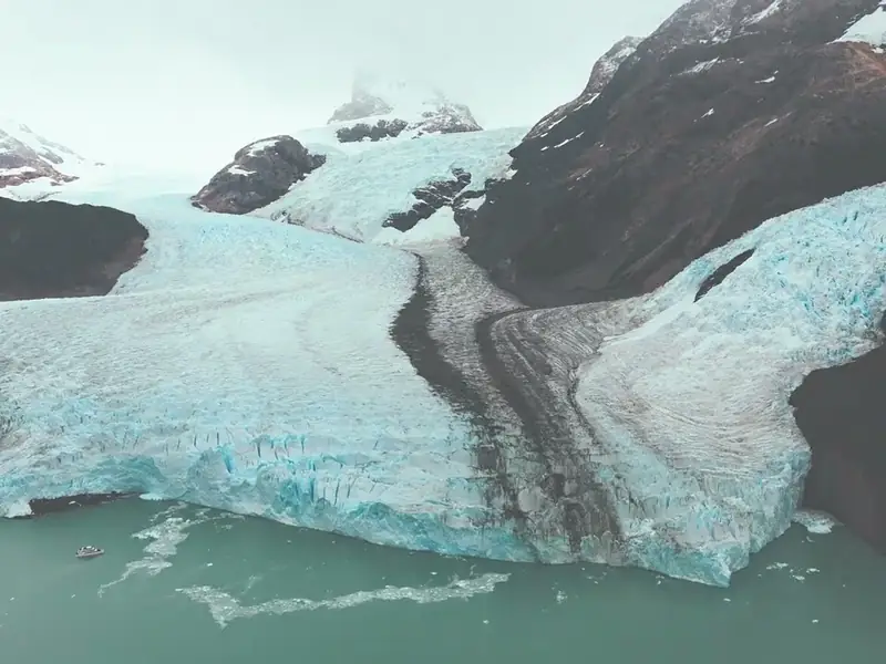 Video de la navegación Todo Glaciares frente a los glaciares Upsala y Spegazzini