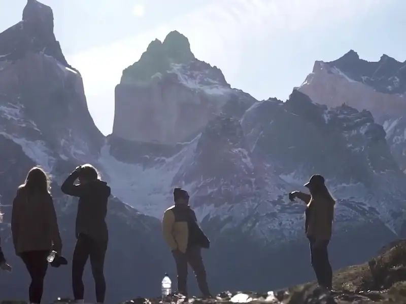 Video de la excursión a Torres del Paine con los Cuernos del Paine y el Lago Pehoé